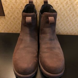 L.L. Bean East Point Casual Chelsea Boots